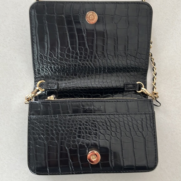 NWOT Bebe Crossbody Purse - Picture 6 of 9